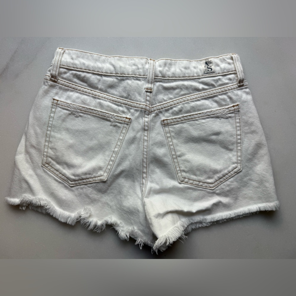 Altar'd State white Jean Shorts - Picture 2 of 3